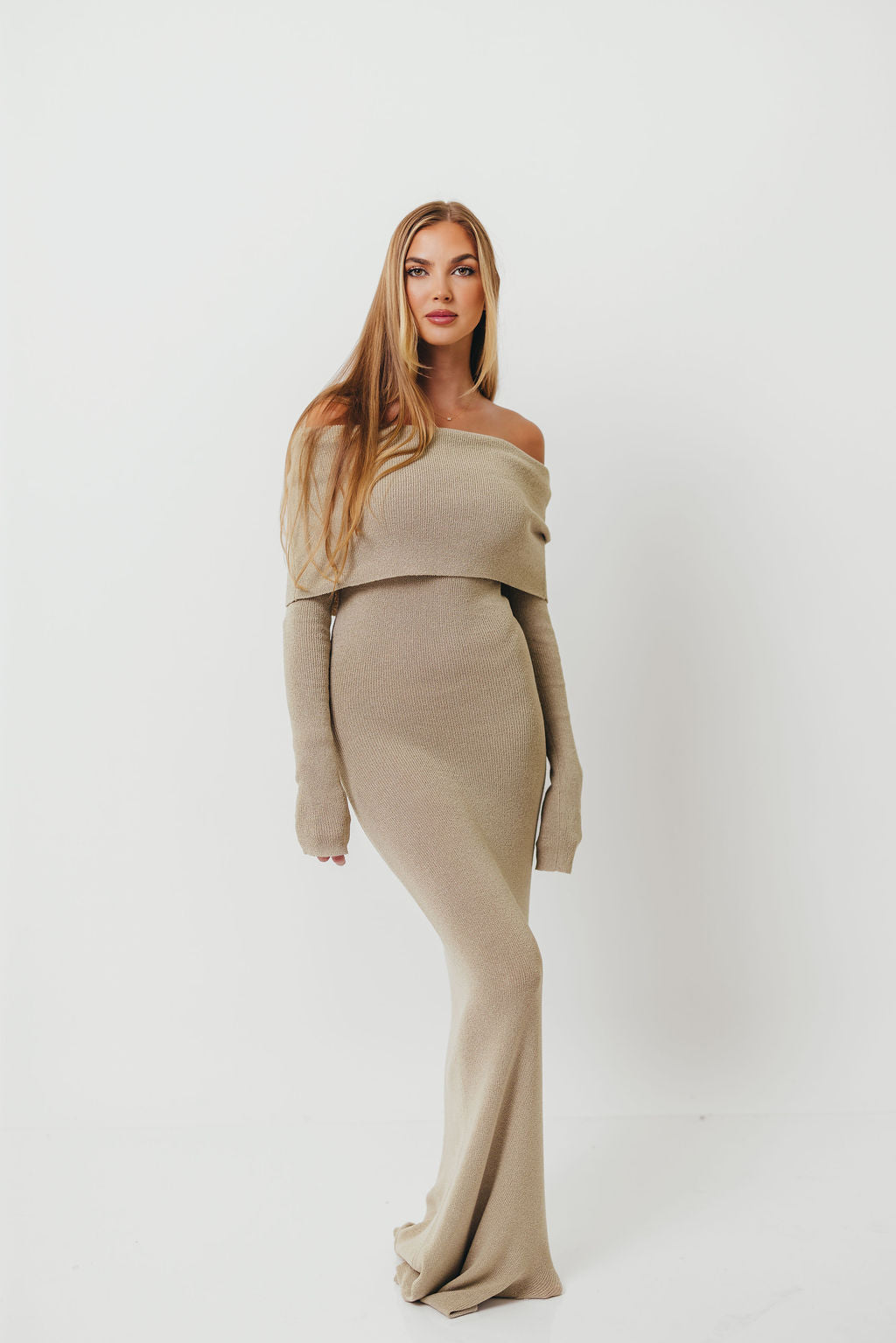 Winona Off-the-Shoulder Knit Maxi Dress in Oyster