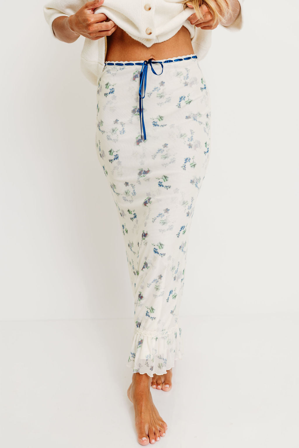 Tyra Floral Mesh Maxi Skirt in Cream