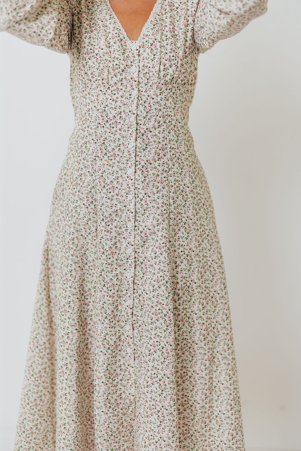 Sadie Floral Midi Dress in Vintage English Rose
