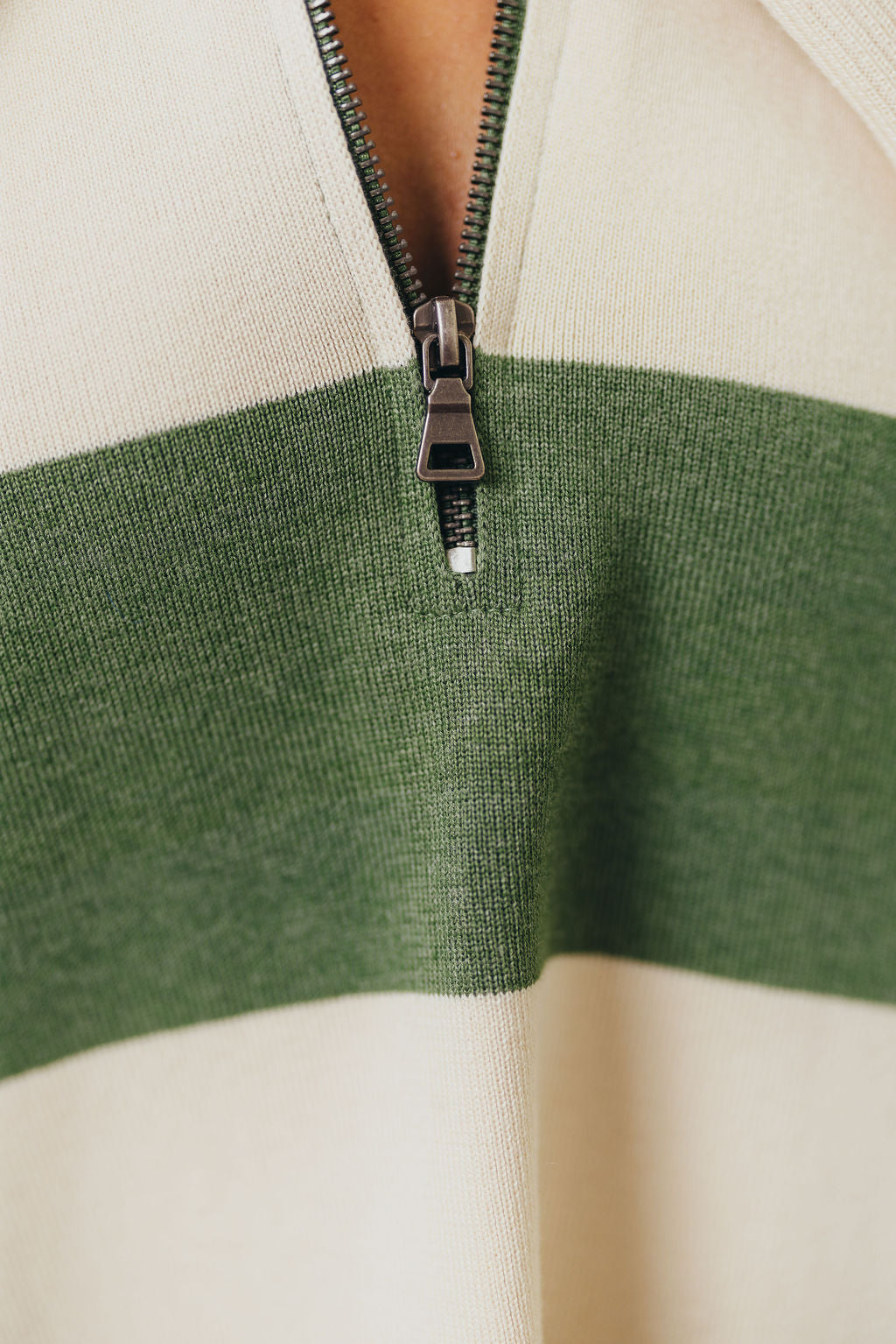 Fontaine Pullover in Green Ivory