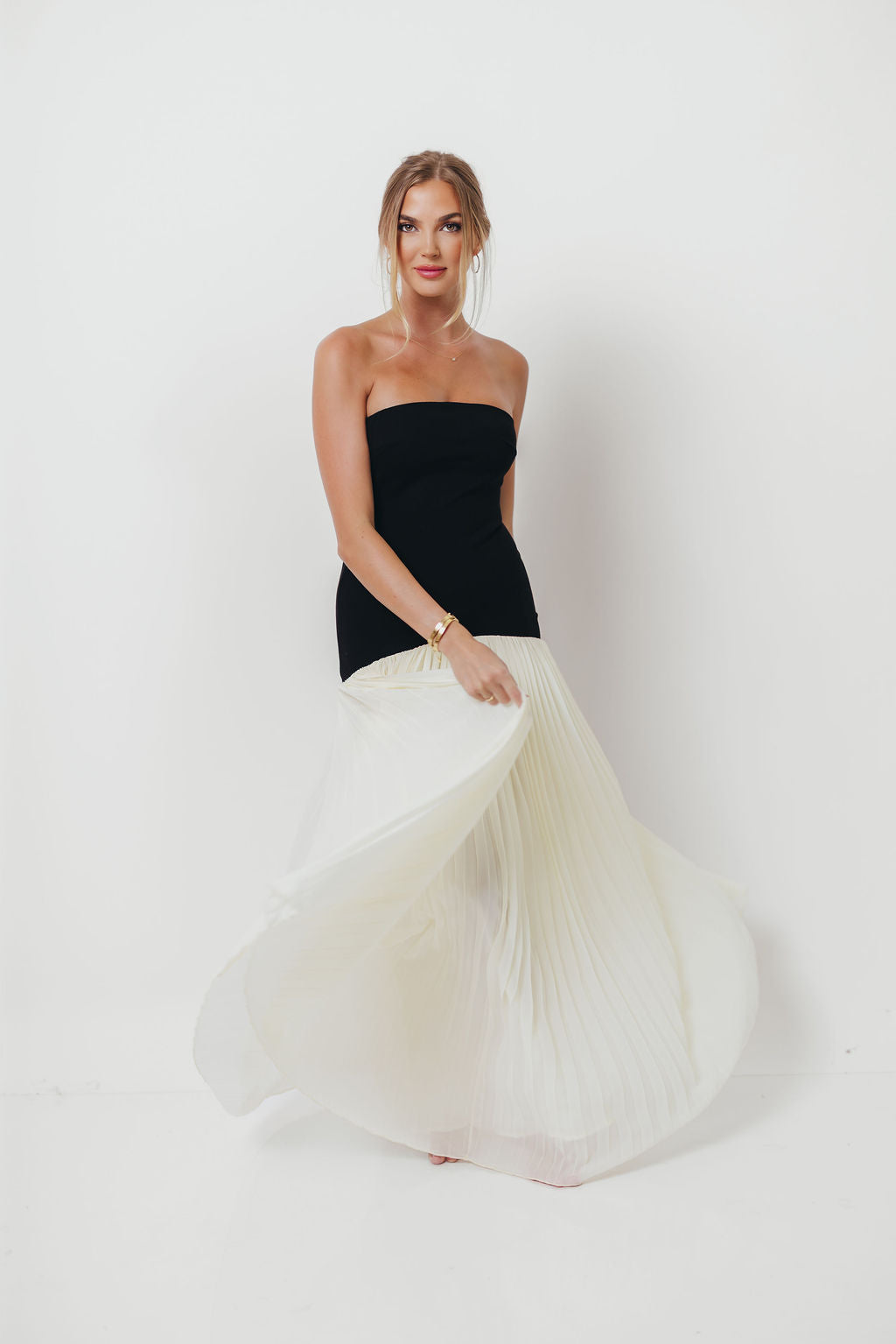 Litzy Strapless Fit Bodice Pleated Skirt Mix Maxi Dress in Cream