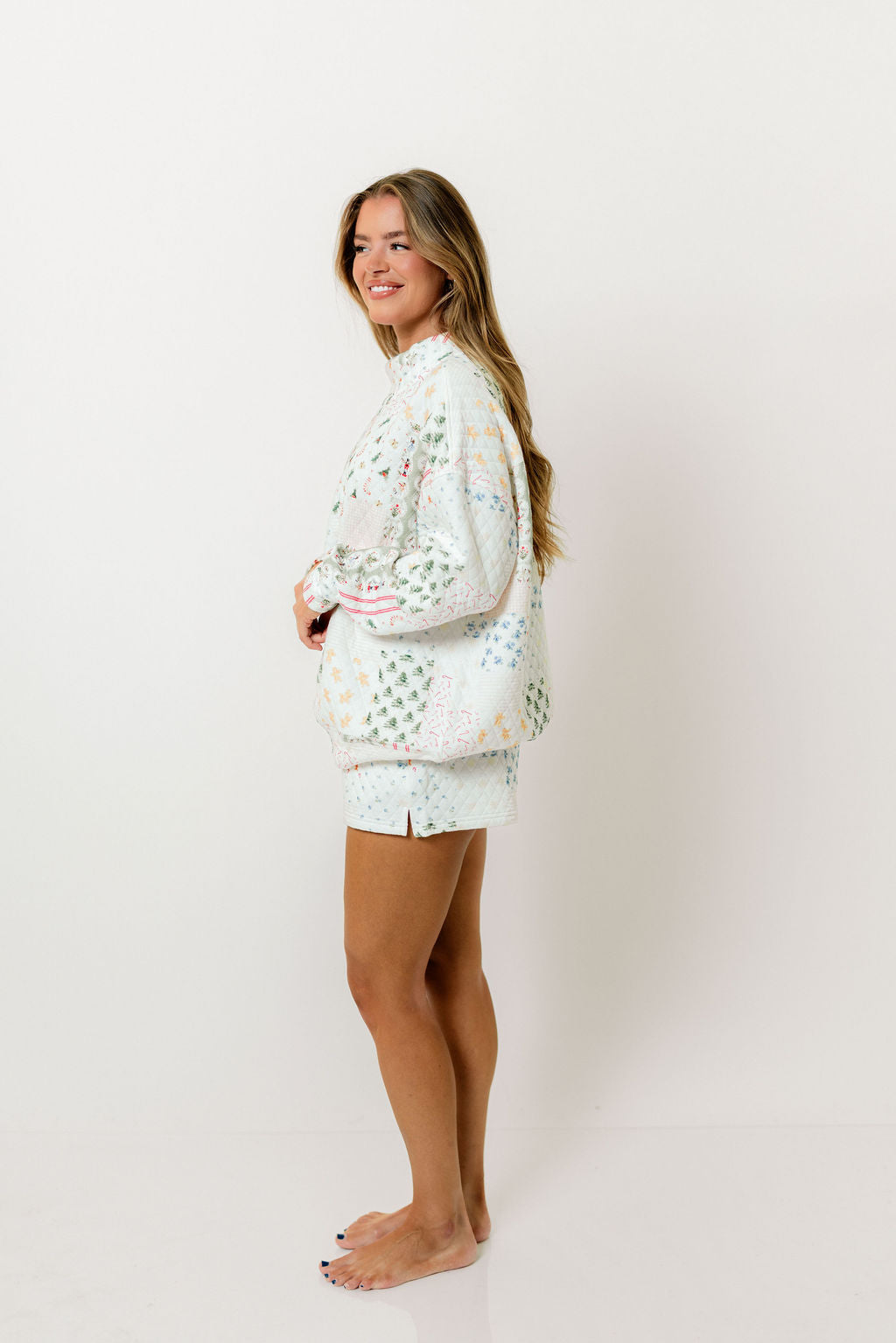 Rose Quilted Shorts in Holiday