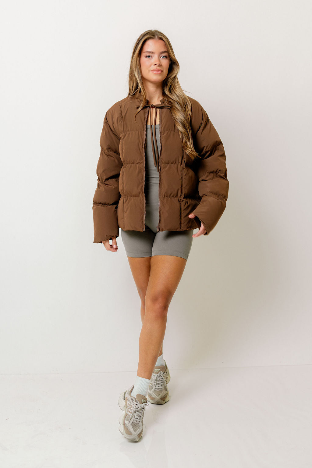 Mila Puffer Jacket in Brown