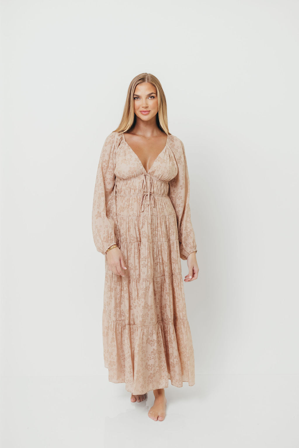 Elyse Maxi Dress in Beige Floral
