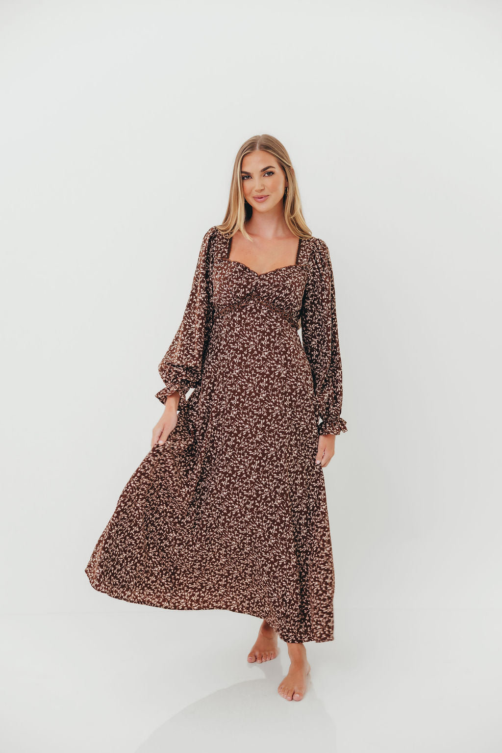 Erin Floral Maxi Dress in Mocha