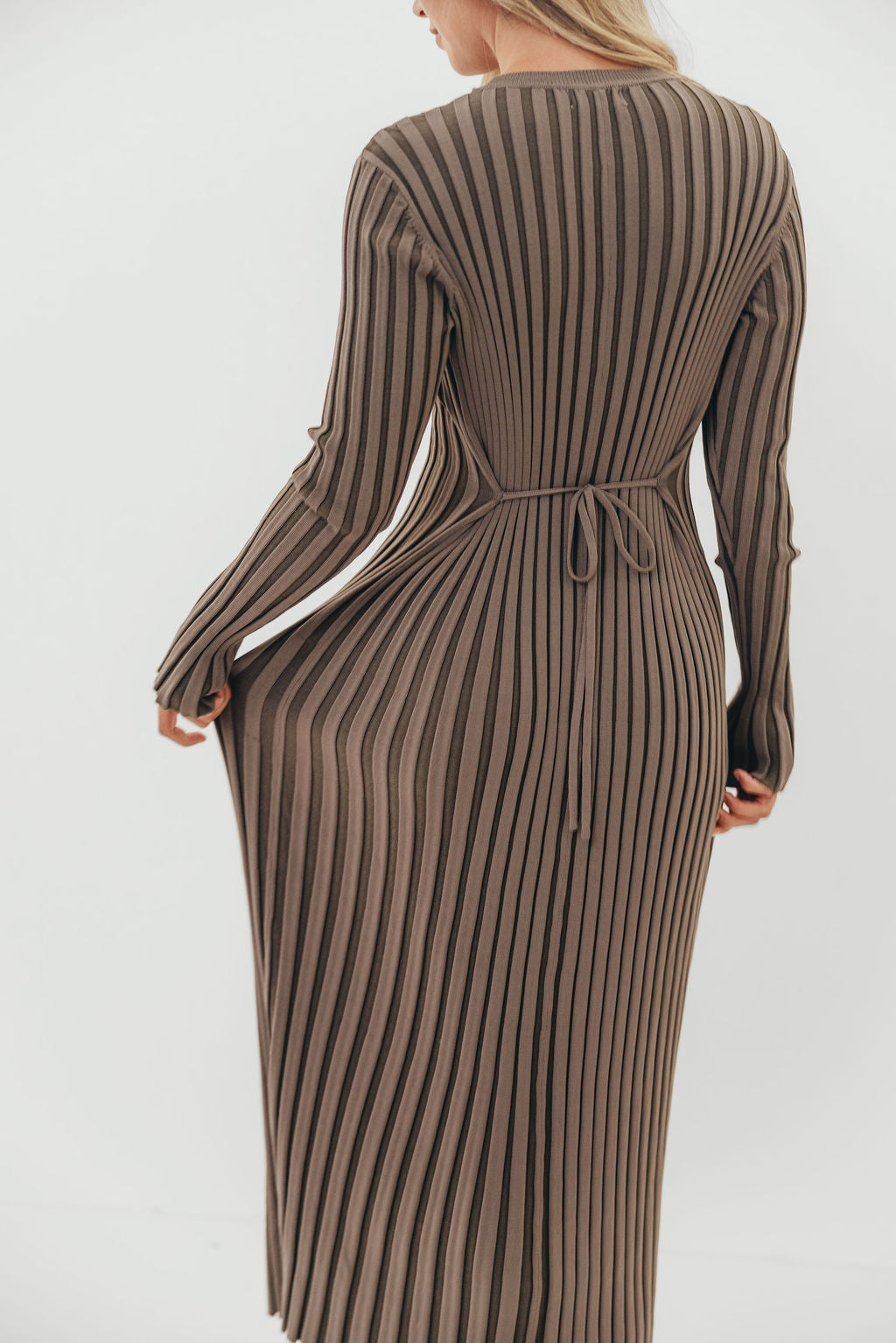 Colette Premium Long Sleeved Ribbed Knit Maxi Dress in Slate - Bump Friendly *Final Sale*