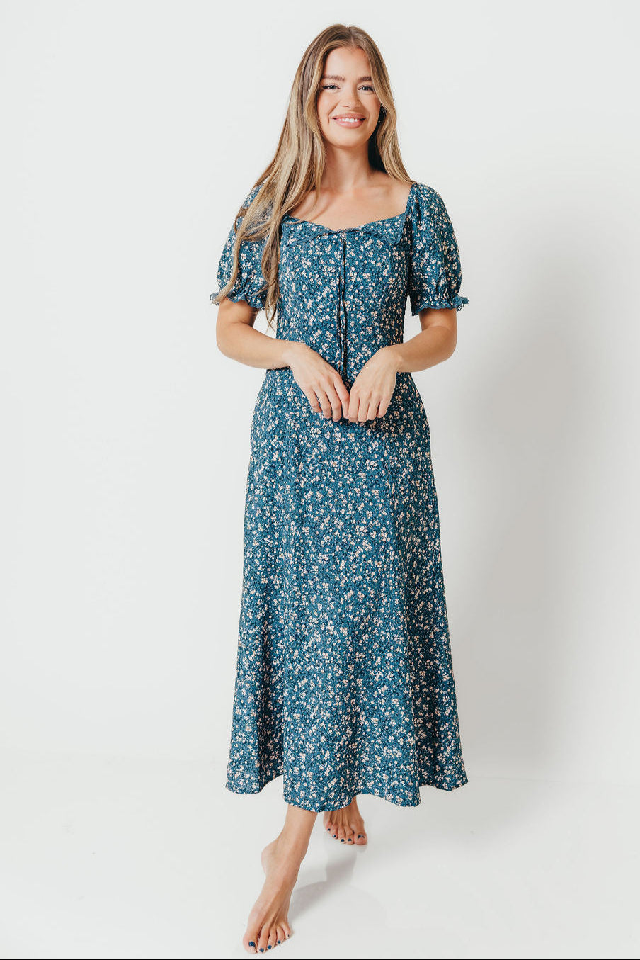 Betsy Floral Midi Dress in Blue/Cream
