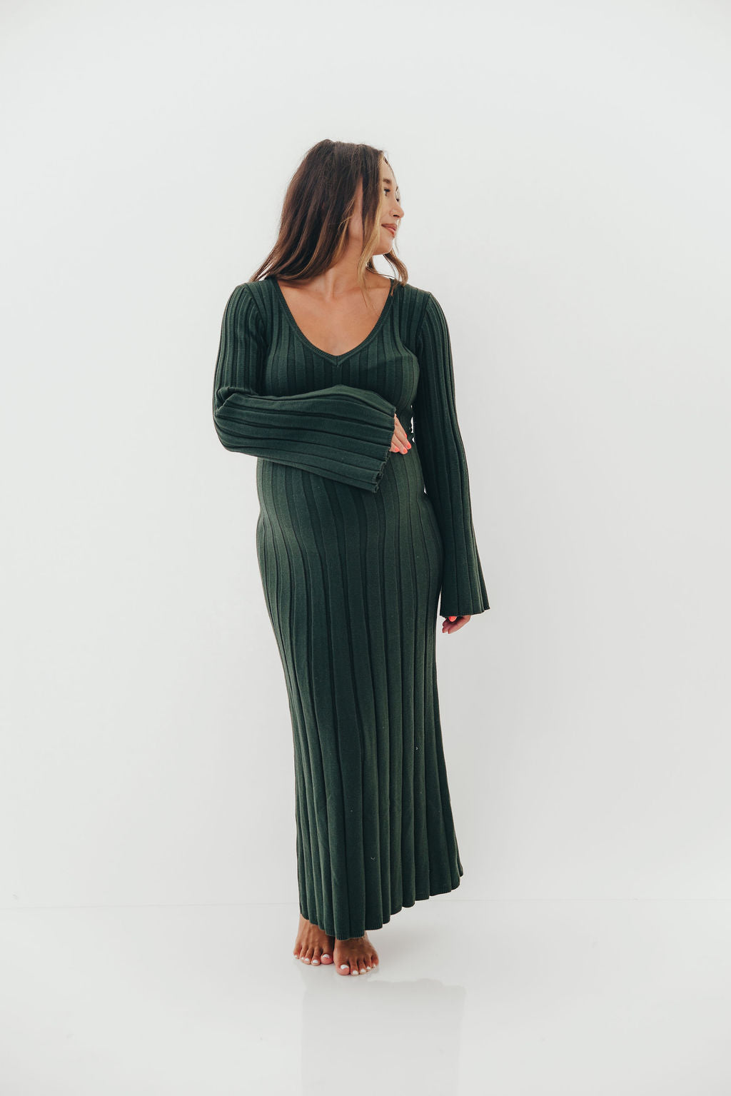 Hearth V-Neck Maxi Dress in Evergreen - Bump Friendly *Final Sale*