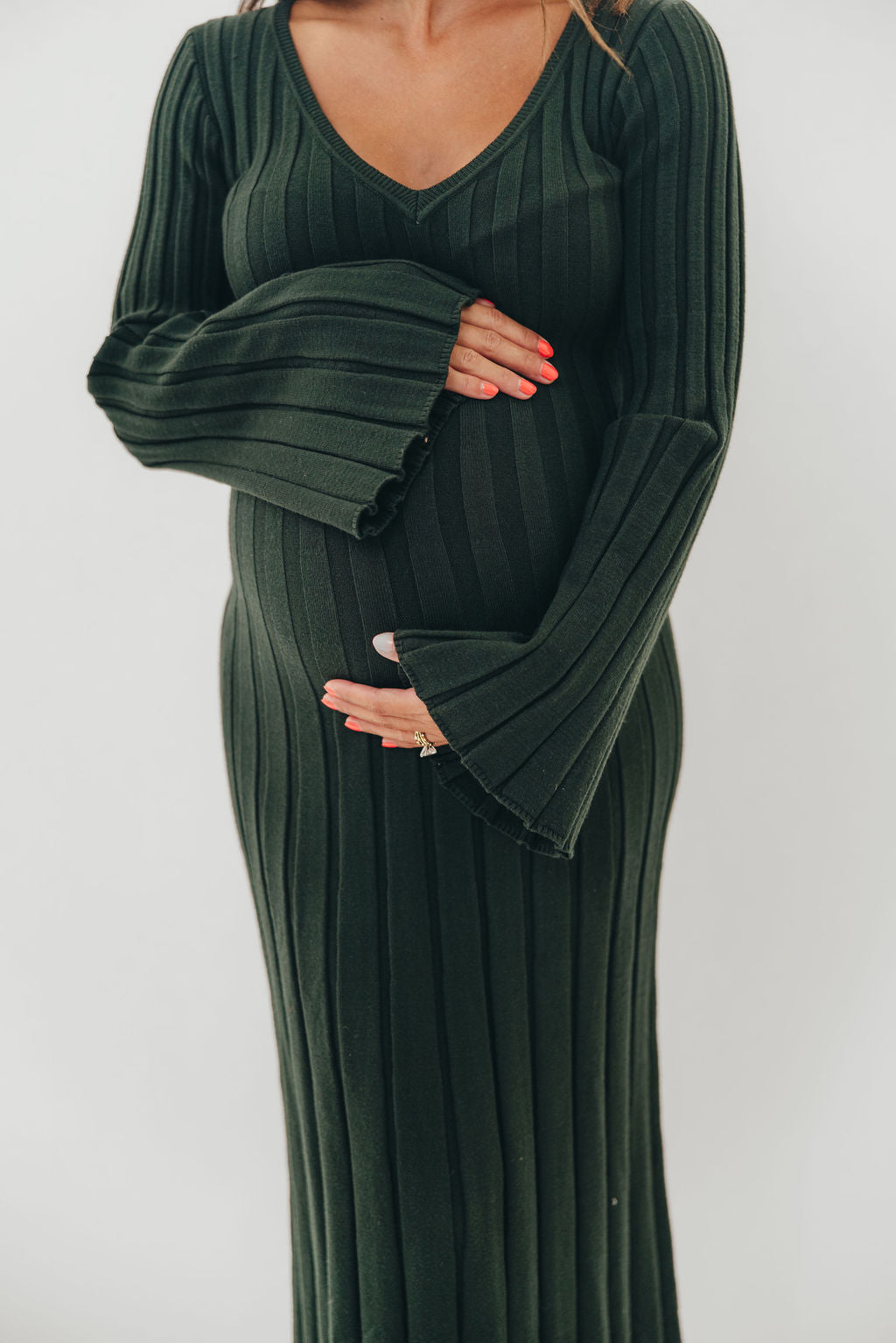Hearth V-Neck Maxi Dress in Evergreen - Bump Friendly *Final Sale*