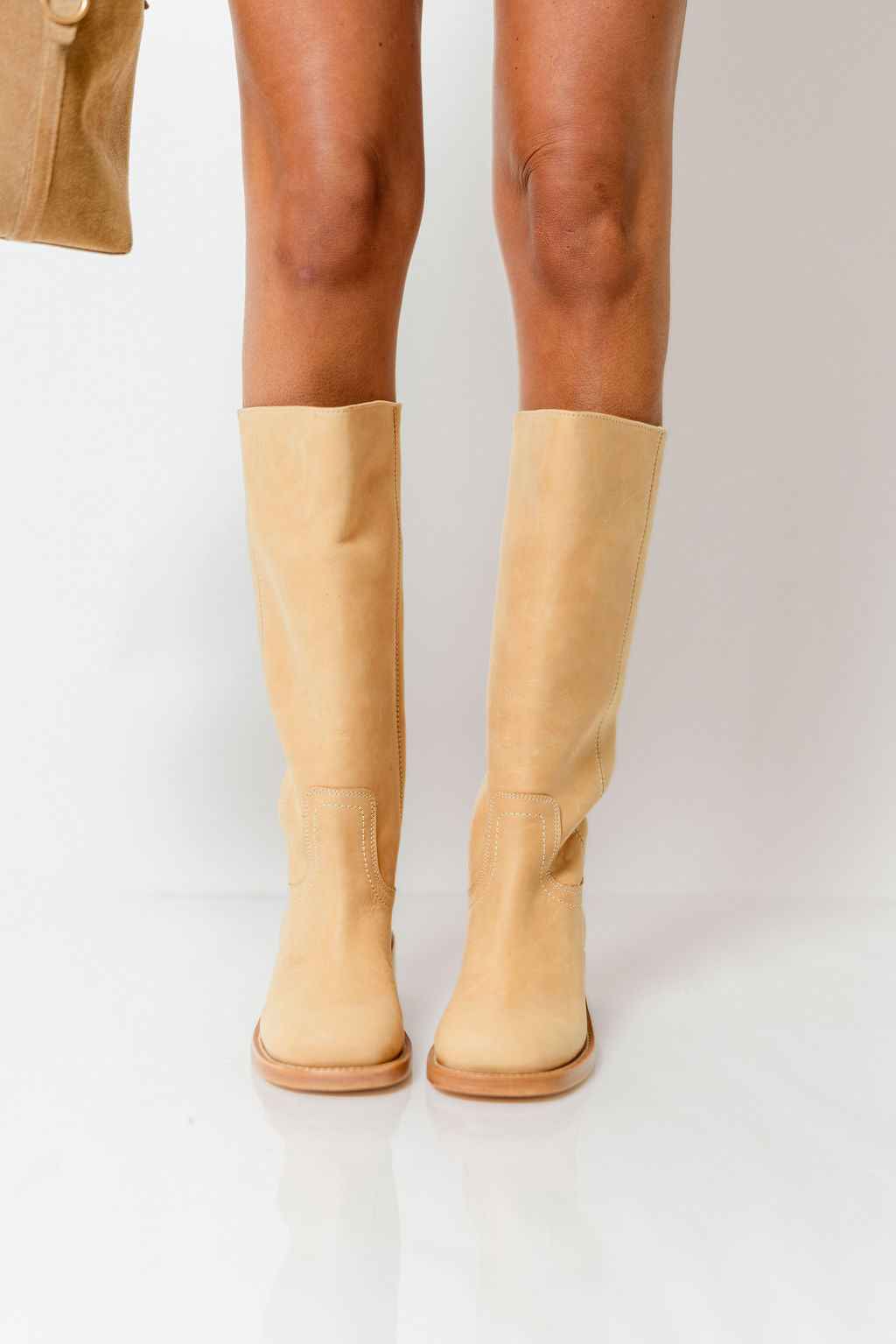 Riggs Boots in Banana Leather