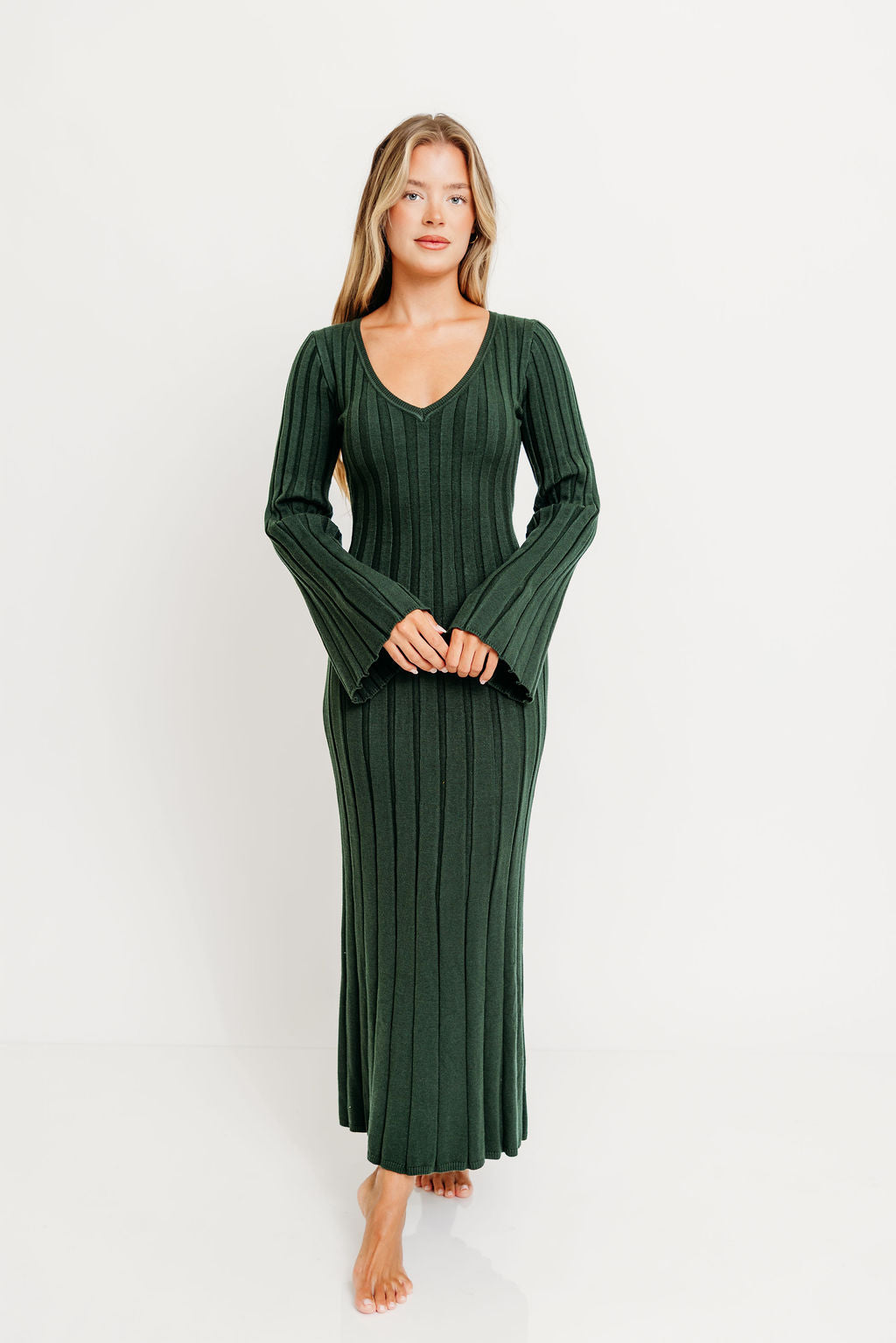 Hearth V-Neck Maxi Dress in Evergreen - Bump Friendly *Final Sale*