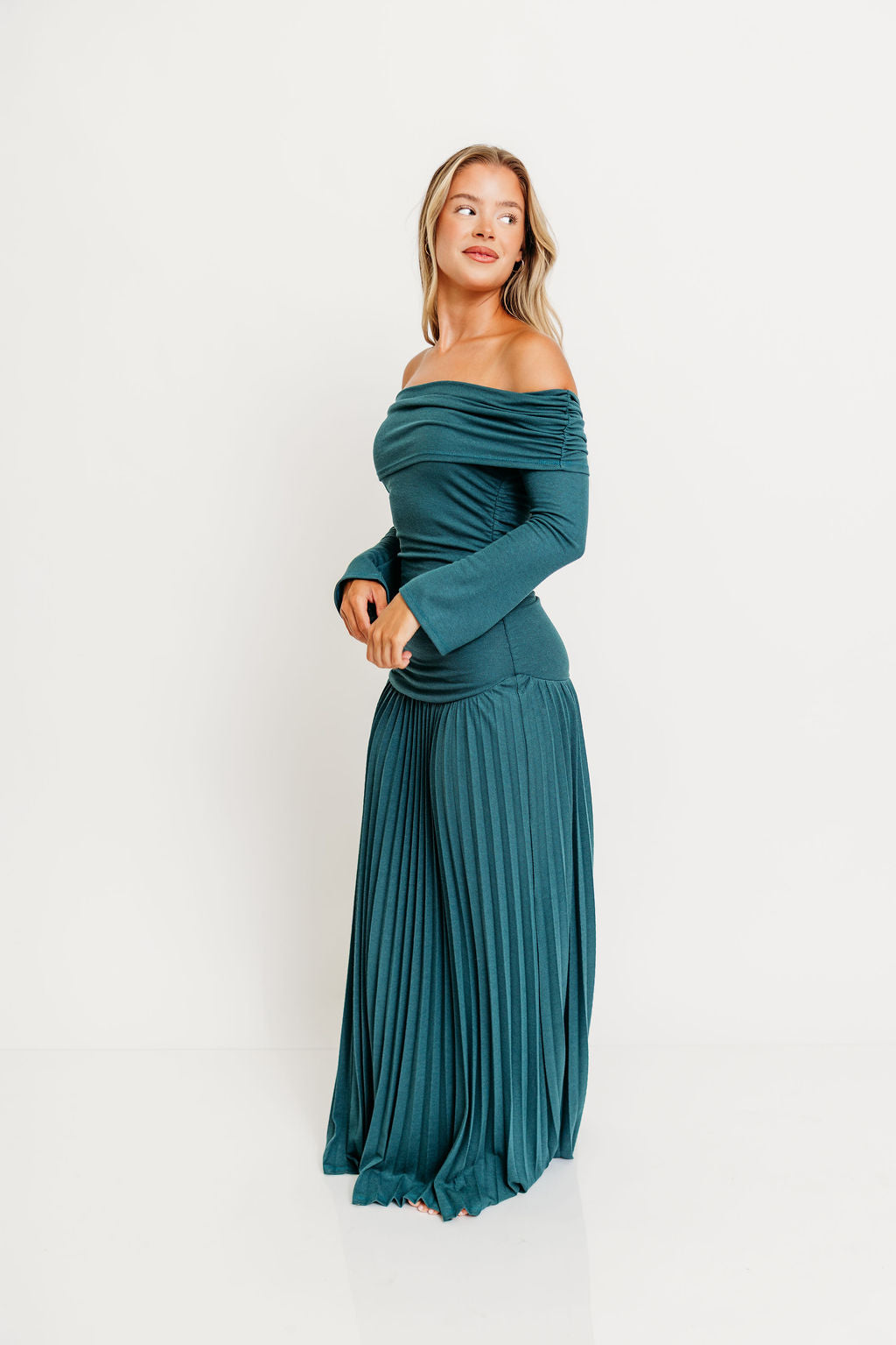 Lennox Long Sleeve Maxi Dress in Green- Bump Friendly *Final Sale*