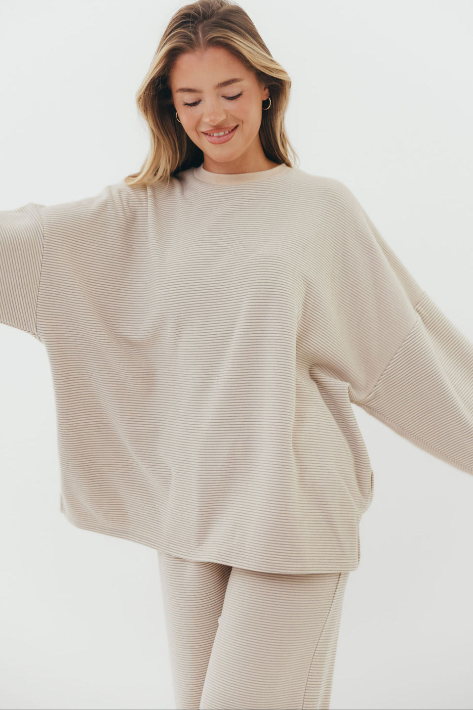 Naomi Oversized Fleece Top in Cream/Grey - Bump Friendly  *Worth Exclusive Print* 12/19 PRE-ORDER