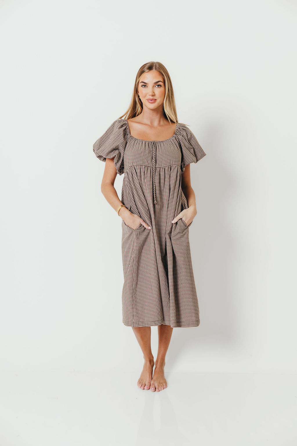 Evelyn Puff Sleeve Gingham Midi Dress in Brown