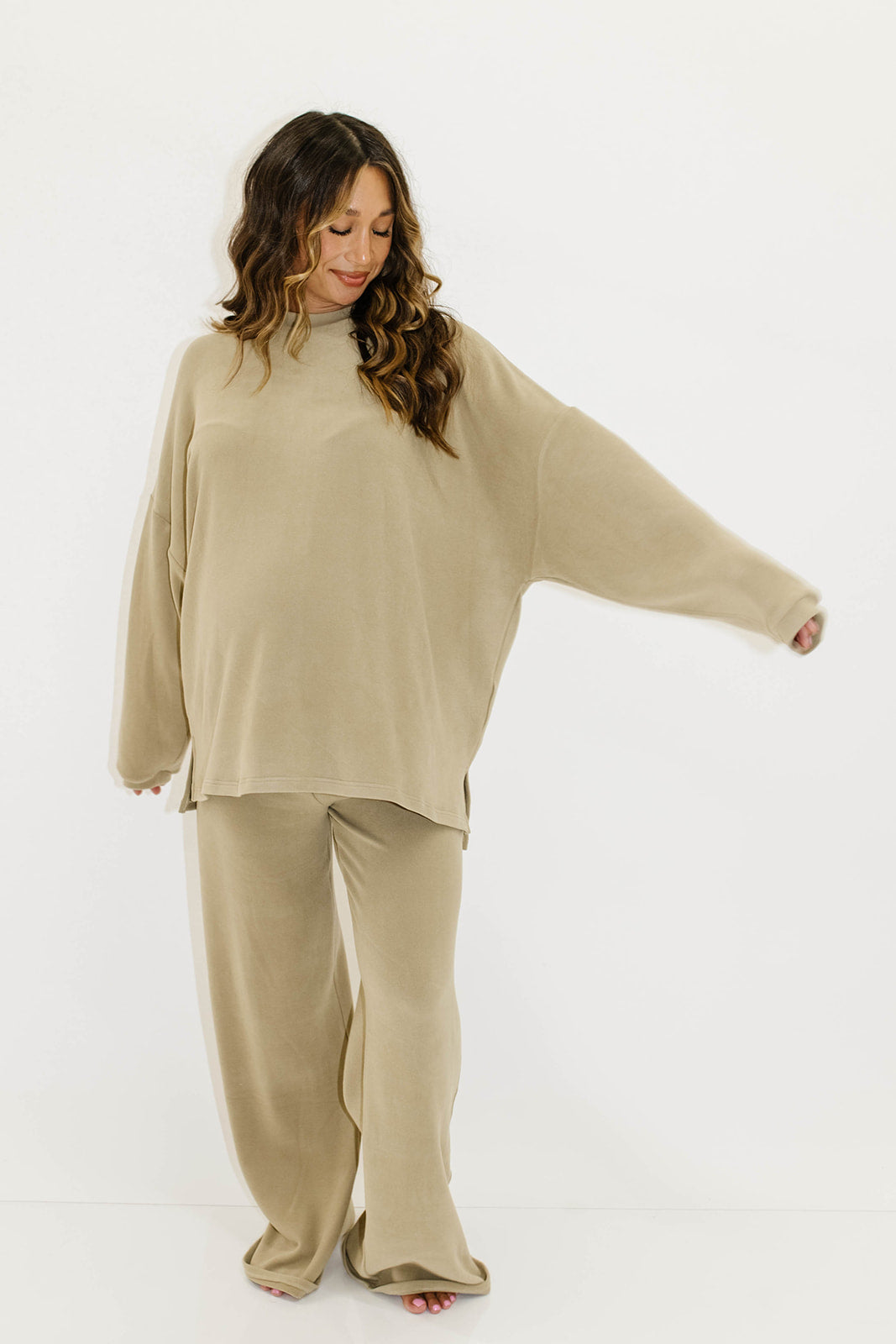 Naomi Oversized Fleece Top in Green Taupe