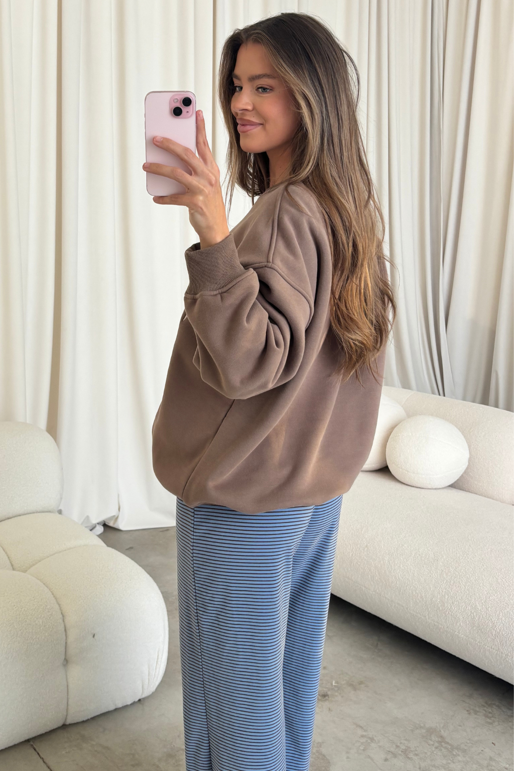 Walker Embroidered Crew Neck Sweatshirt in Mocha