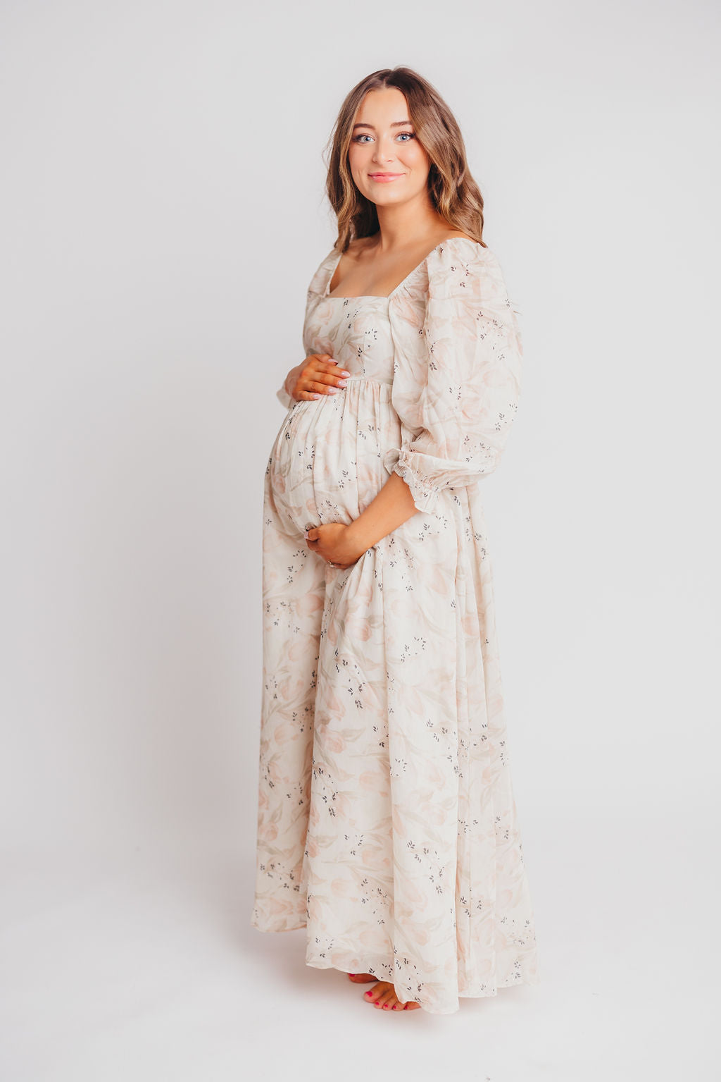Mona Maxi Dress in Summer Peach & Cream Floral - Bump Friendly Inclusive Sizing (S-3XL) (Bust Runs a Bit Small / No Smocking)