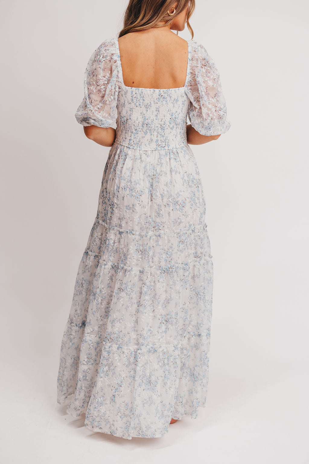 Daphne High Slit Eyelet Detail Maxi Dress in Blue and White Floral - Inclusive Sizing