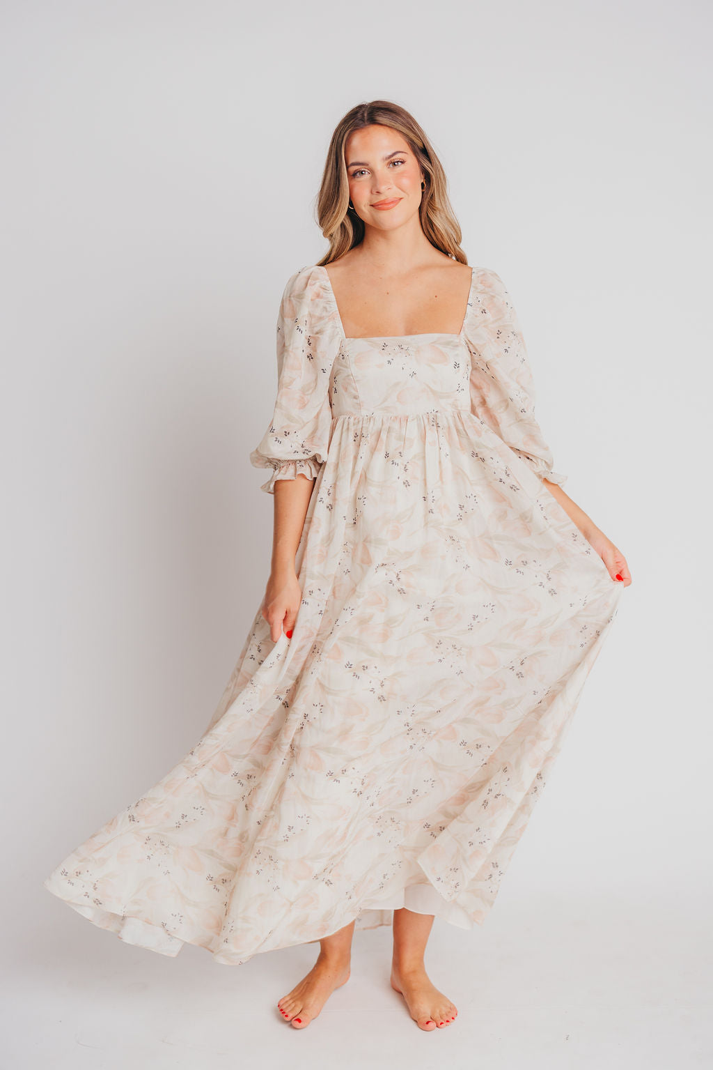 Mona Maxi Dress in Summer Peach & Cream Floral - Bump Friendly Inclusive Sizing (S-3XL) (Bust Runs a Bit Small / No Smocking)