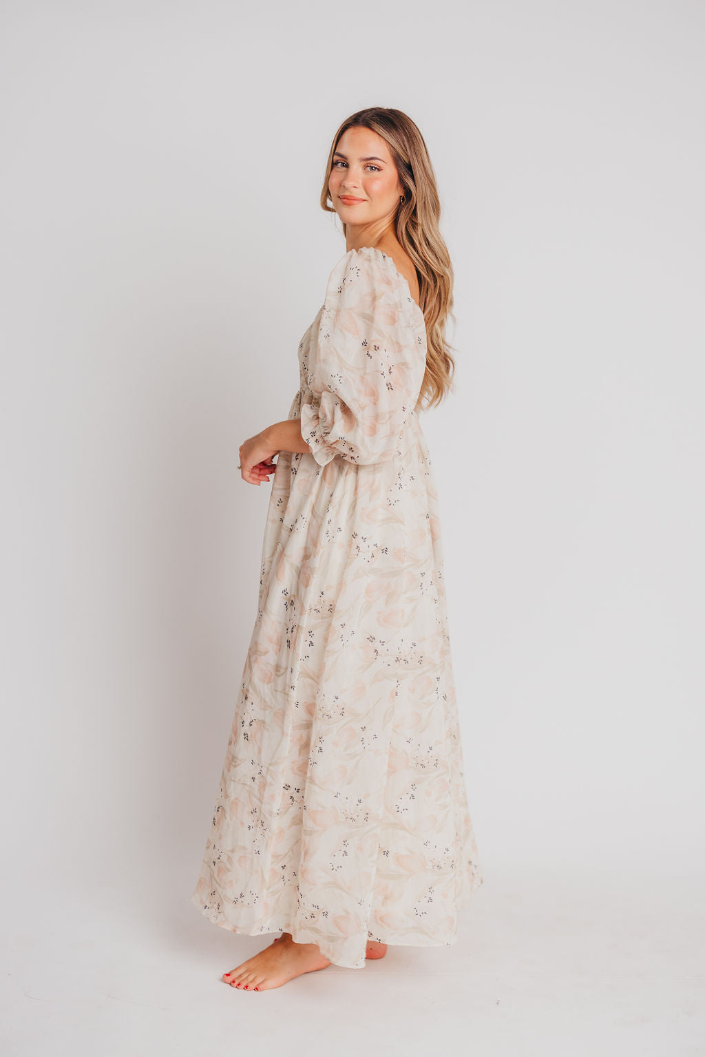 Mona Maxi Dress in Summer Peach & Cream Floral - Bump Friendly Inclusive Sizing (S-3XL) (Bust Runs a Bit Small / No Smocking)