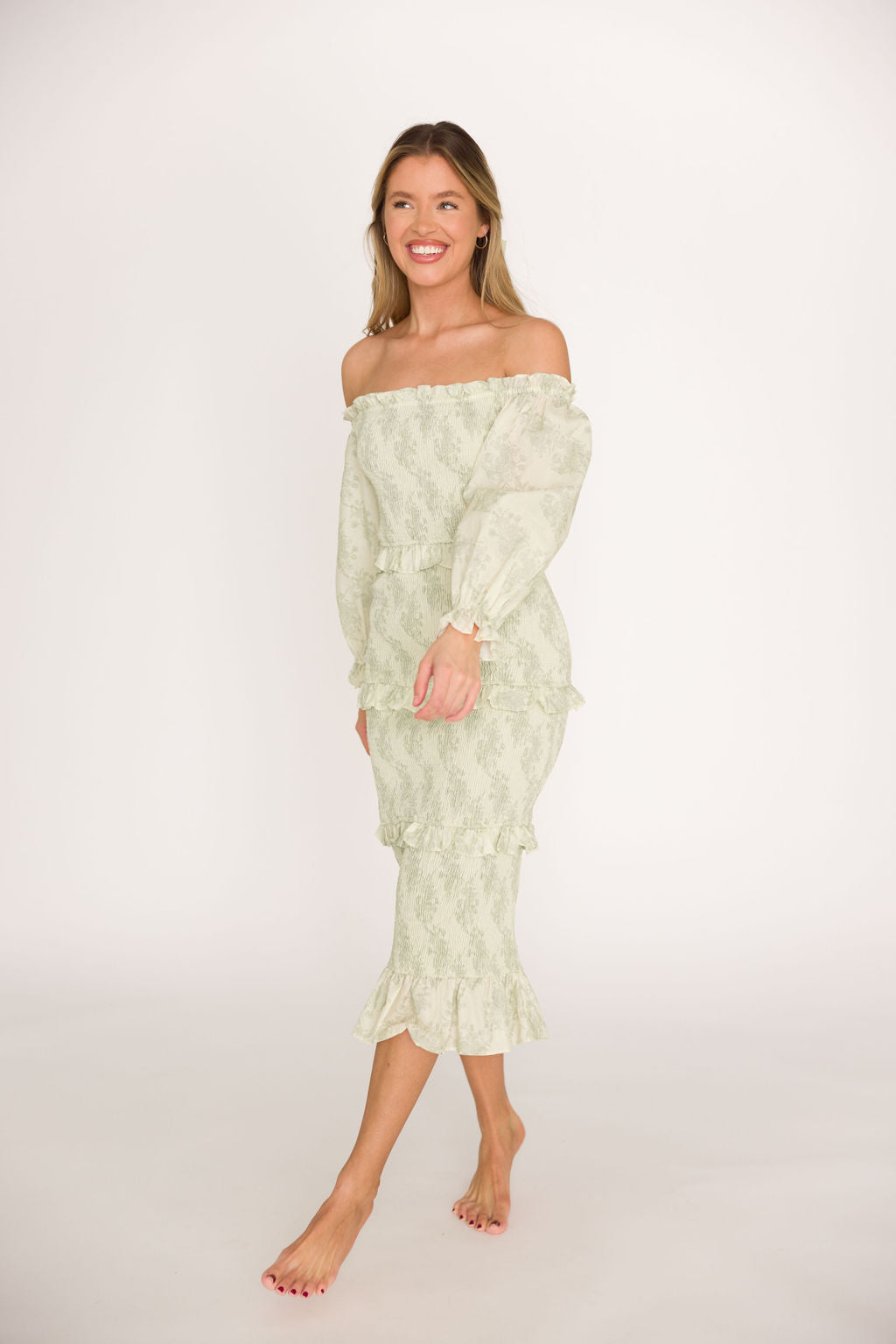 The Chloe Midi Dress in Sage - Bump Friendly *Final-Sale*