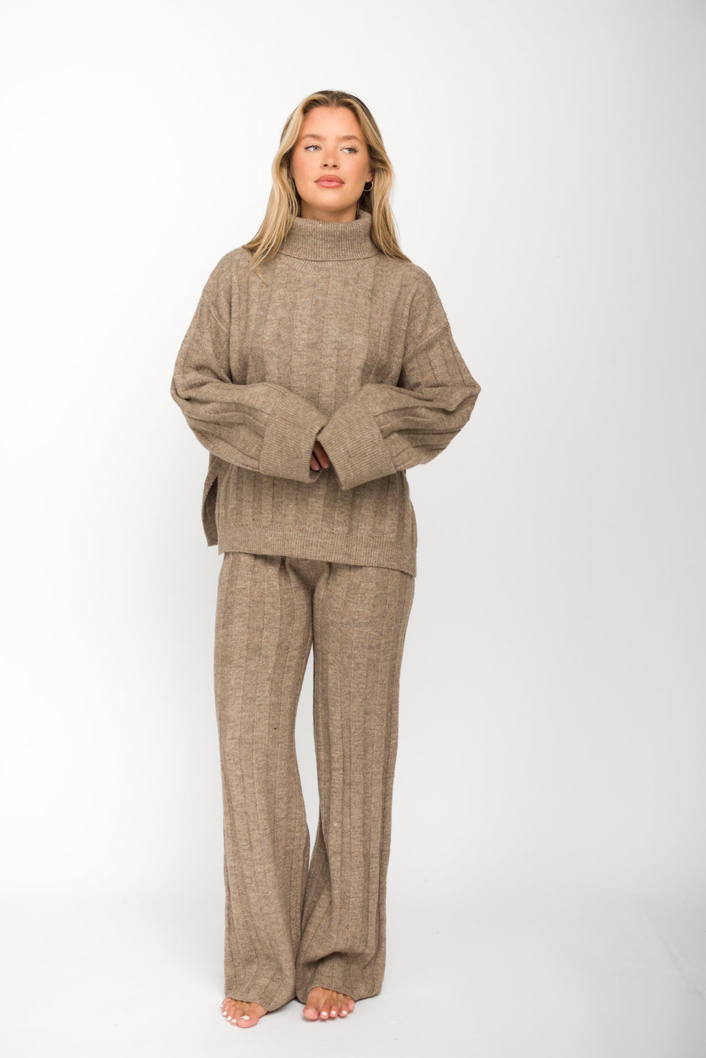 Kai Thick Ribbed Knit Two Piece Sweater Set in Taupe