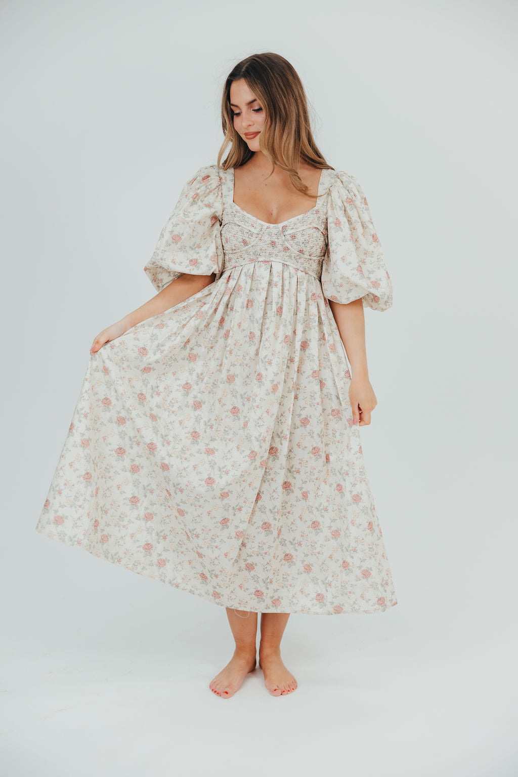 Harlow Maxi Dress in Off-White Floral - Bump Friendly & Inclusive Sizing (S-3XL) *Final-Sale*