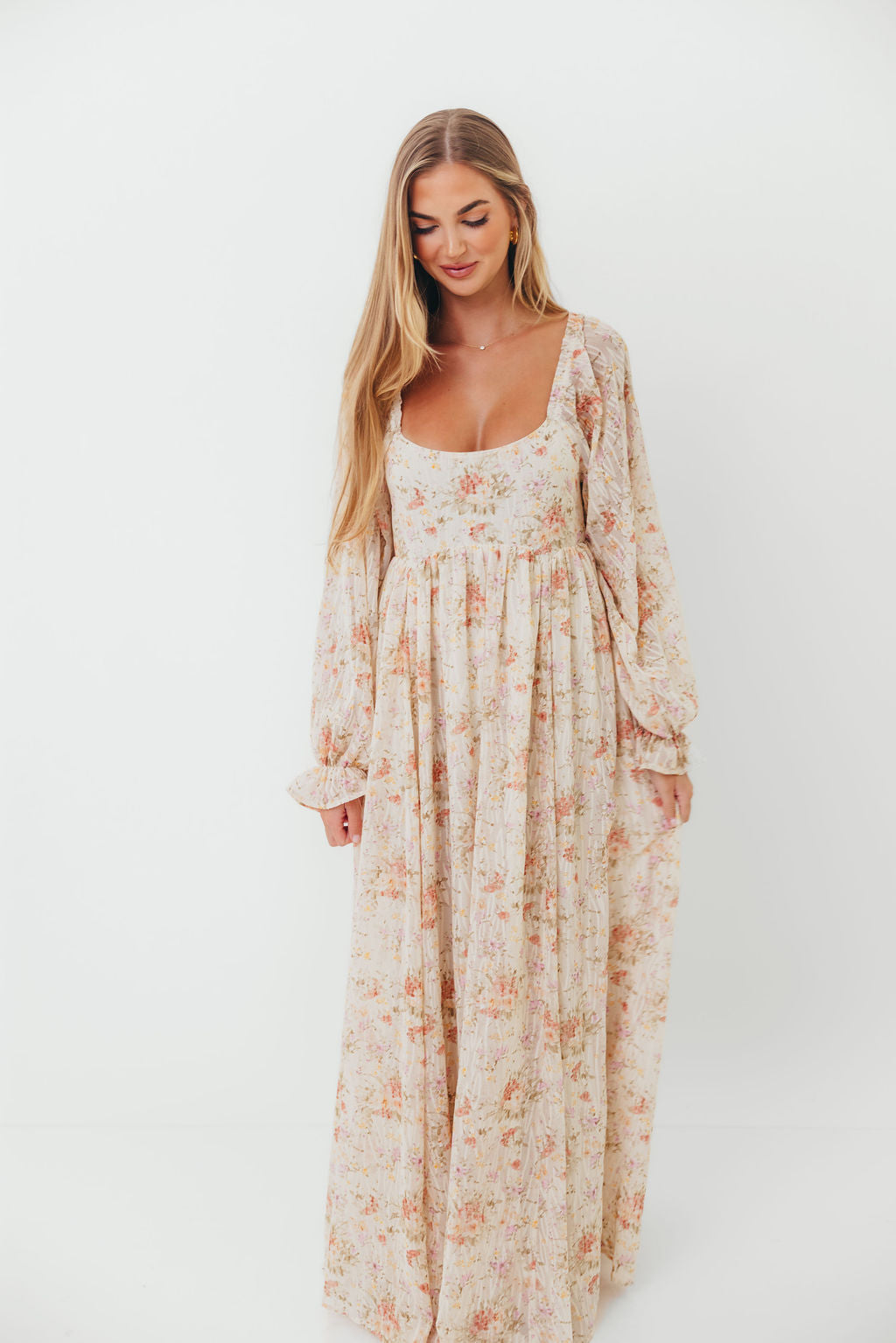 Rosey Woven Floral Print Empire Maxi Dress in Cream Multi - Bump Friendly
